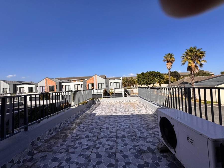 2 Bedroom Property for Sale in Tijgerhof Western Cape